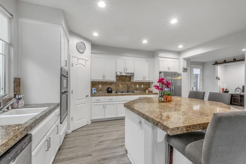 Image 16 of property listing at 310 Ashlee Avenue, Tracy, CA 95391