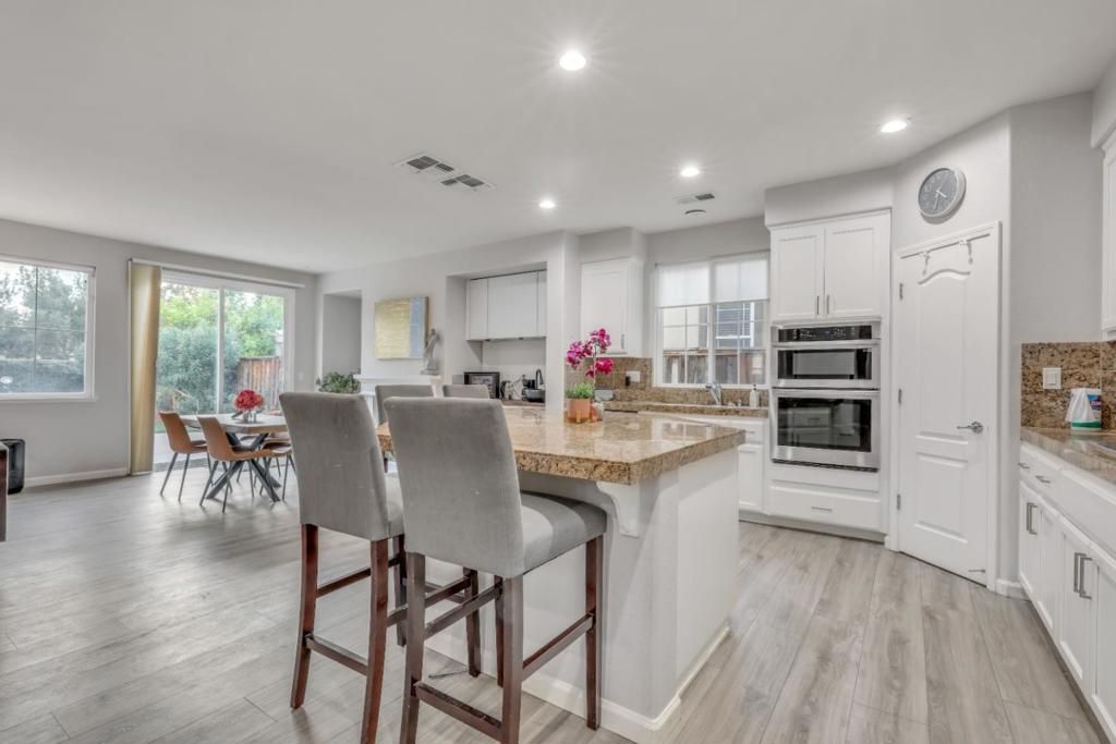 Image 17 of property listing at 310 Ashlee Avenue, Tracy, CA 95391