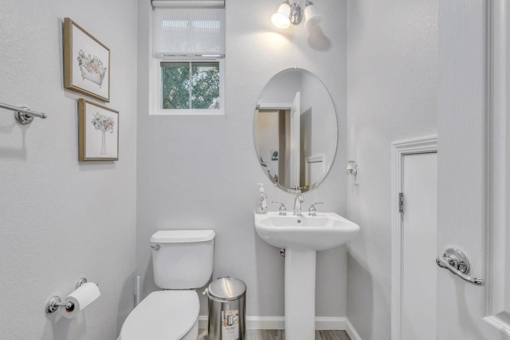 Image 21 of property listing at 310 Ashlee Avenue, Tracy, CA 95391
