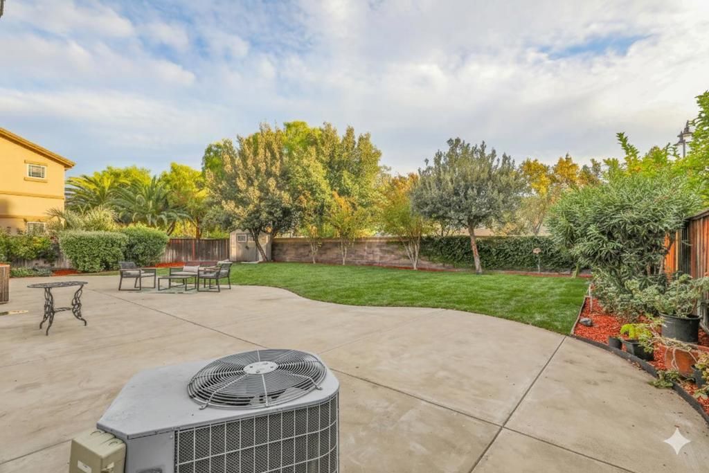 Image 39 of property listing at 310 Ashlee Avenue, Tracy, CA 95391