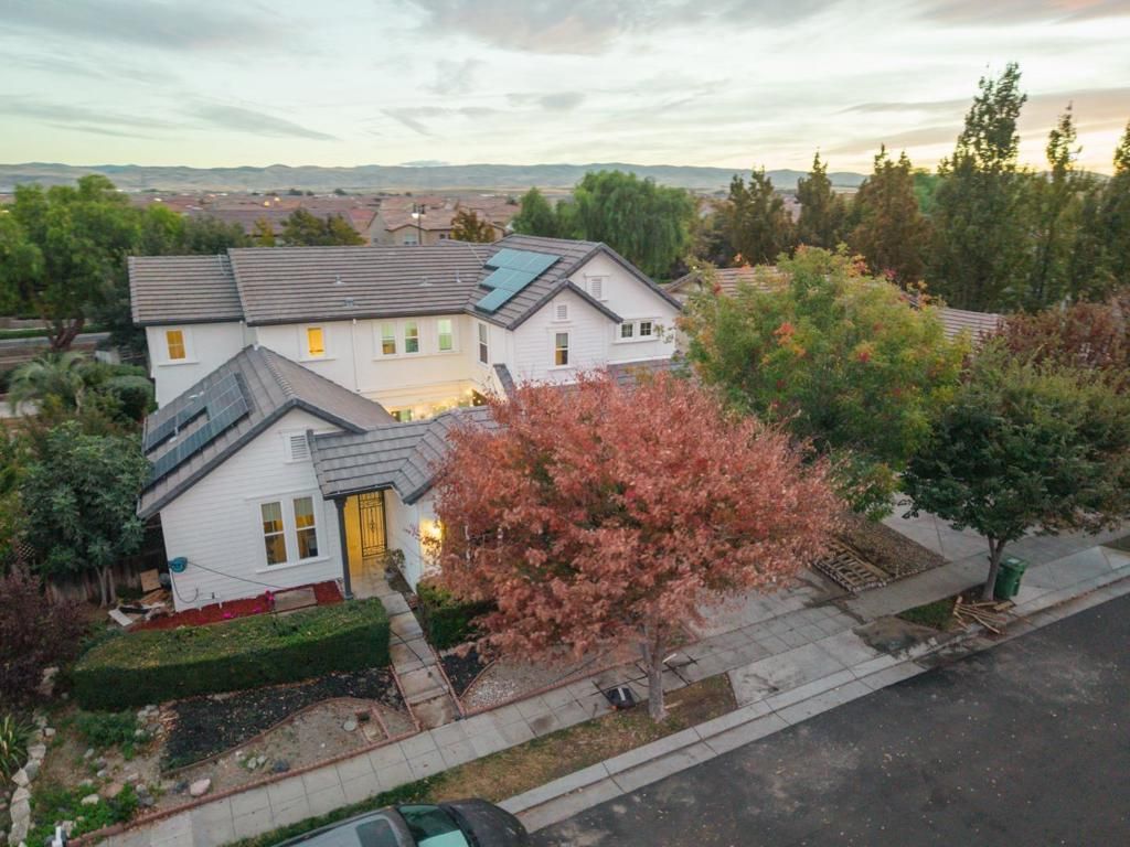 Image 48 of property listing at 310 Ashlee Avenue, Tracy, CA 95391
