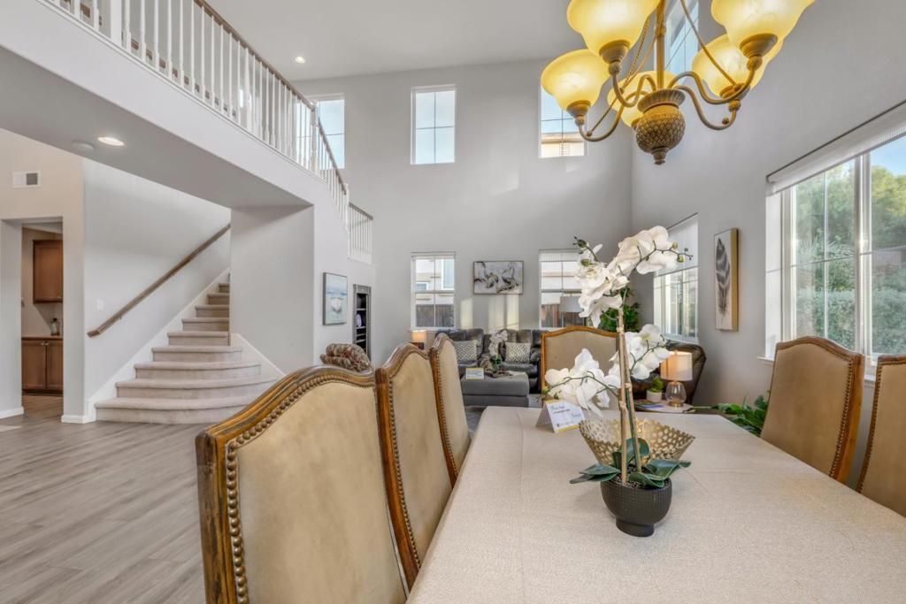 Image 7 of property listing at 310 Ashlee Avenue, Tracy, CA 95391