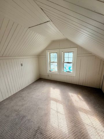 37 Rogers Park 2, Boston, MA 02135