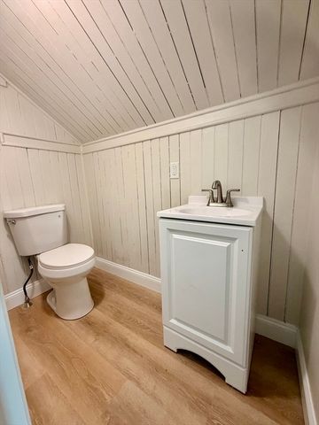 37 Rogers Park 2, Boston, MA 02135