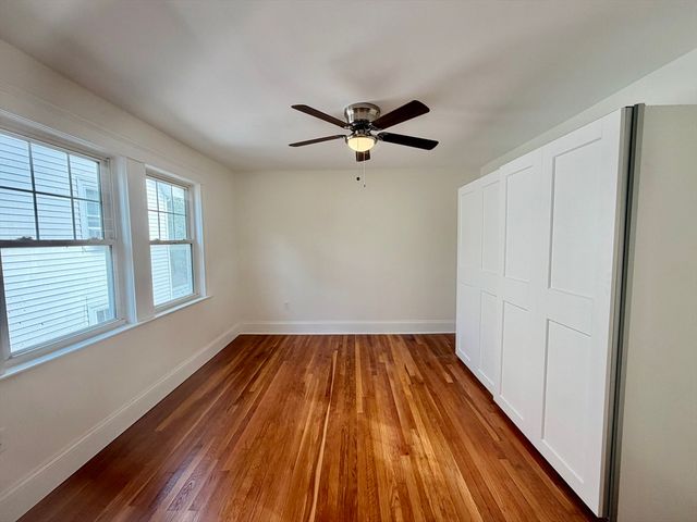 37 Rogers Park 2, Boston, MA 02135