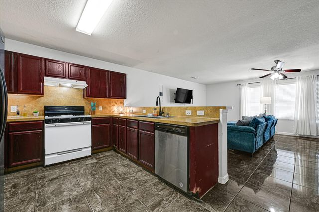 11750 Downey Violet Lane, Houston, TX 77044