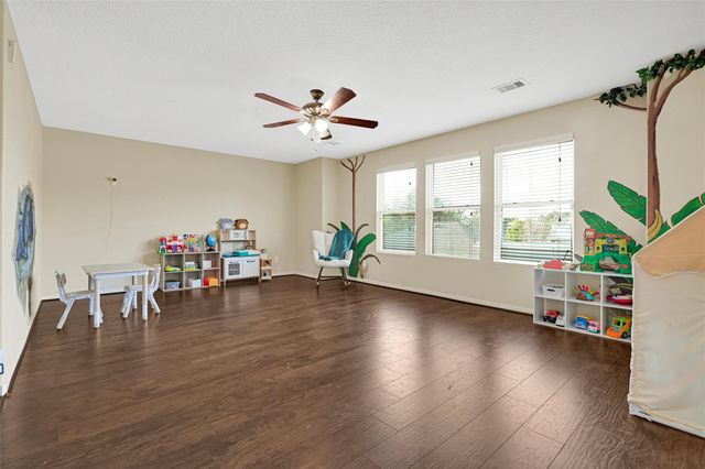 11750 Downey Violet Lane, Houston, TX 77044