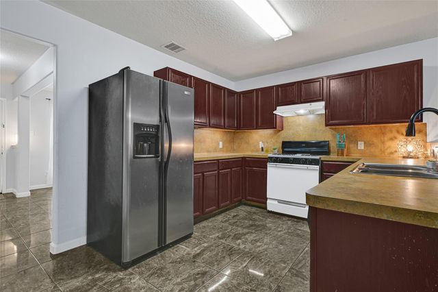 11750 Downey Violet Lane, Houston, TX 77044