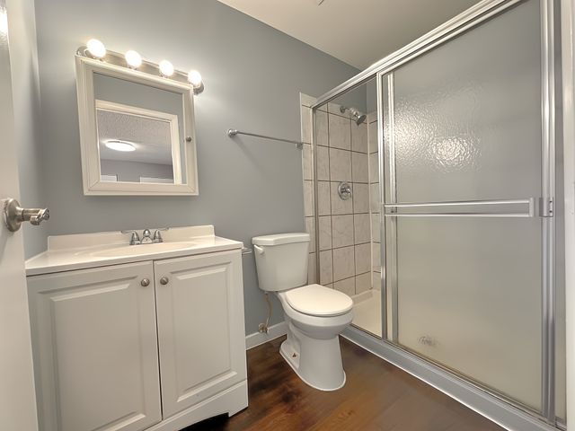 5573 Court F, Hanover Park, IL 60133