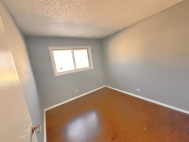 5573 Court F, Hanover Park, IL 60133