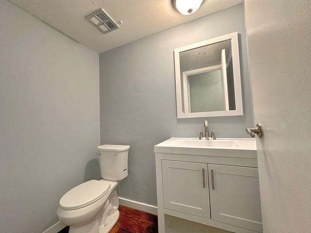 5573 Court F, Hanover Park, IL 60133