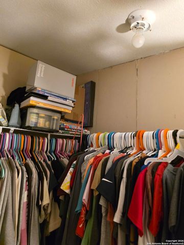 132 S Price, Poteet, TX 78065