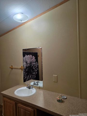 132 S Price, Poteet, TX 78065