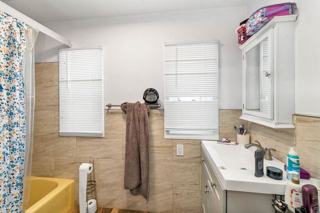 312 Mystic Street, Manchester, NH 03103