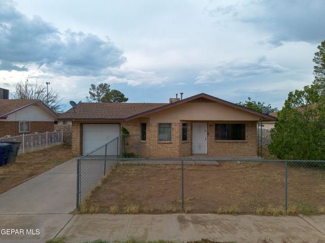 10832 SAPPHIRE Street, El Paso, TX 79924