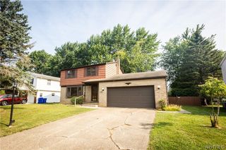 176 Rosewood Drive, West Seneca, NY 14224