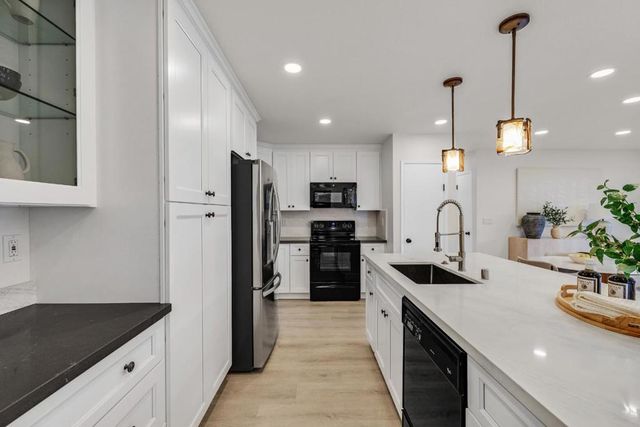 205 Red Oak Drive M, Sunnyvale, CA 94086