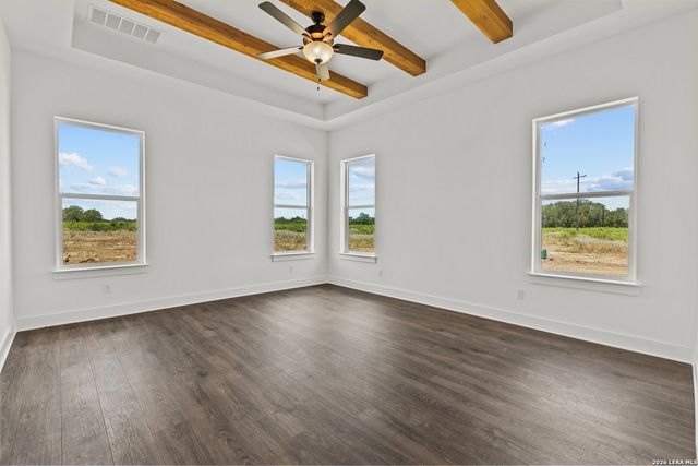 125 Syrah St, La Vernia, TX 78121