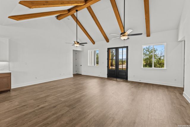 125 Syrah St, La Vernia, TX 78121