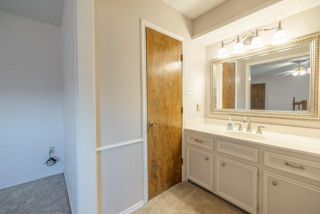 1414 5th Street, Shallowater, TX 79363