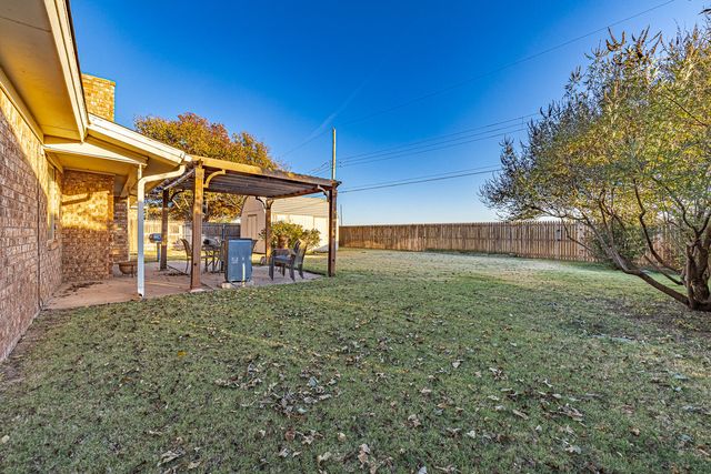 1414 5th Street, Shallowater, TX 79363