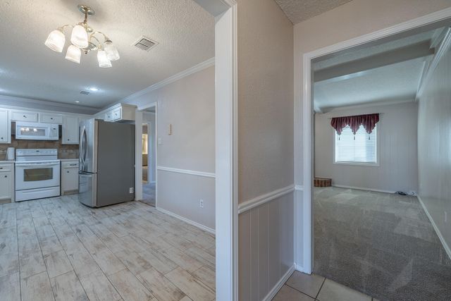 1414 5th Street, Shallowater, TX 79363