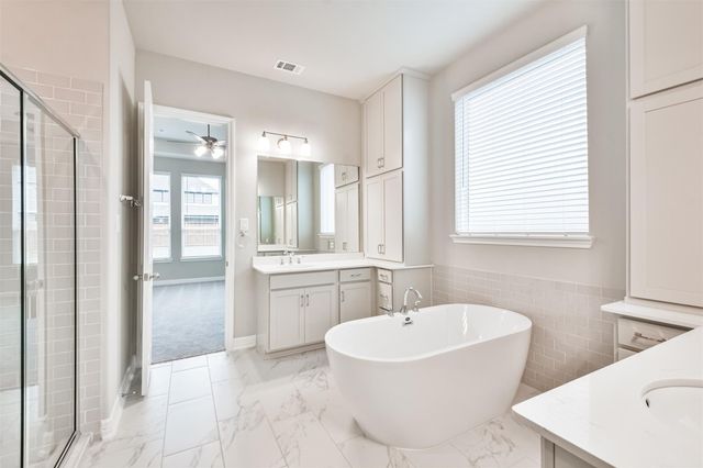 8211 Chartres Wind Drive, Magnolia, TX 77354