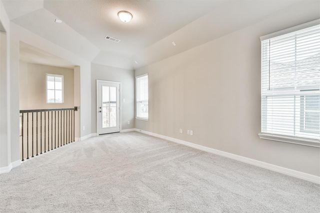 8211 Chartres Wind Drive, Magnolia, TX 77354