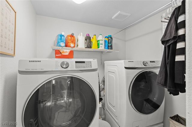 121 Golf Range Street, Las Vegas, NV 89145