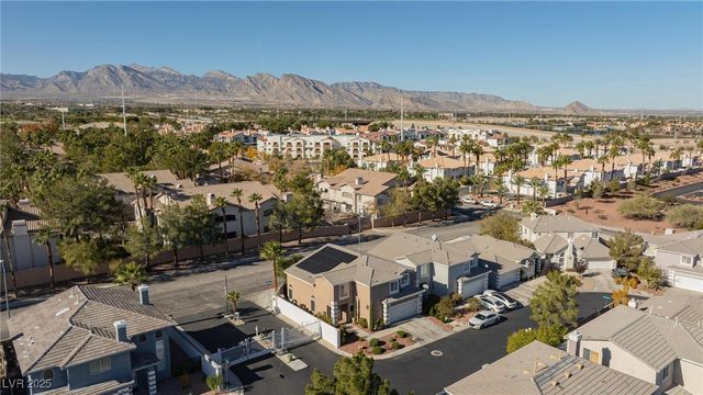 121 Golf Range Street, Las Vegas, NV 89145