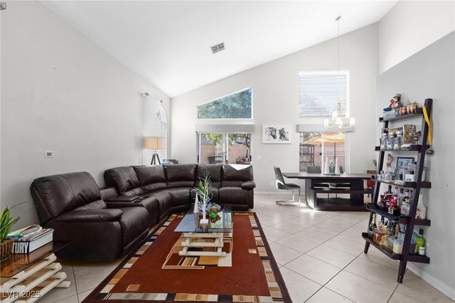 121 Golf Range Street, Las Vegas, NV 89145