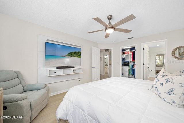 25 MARINA POINT PLACE, Palm Coast, FL 32137