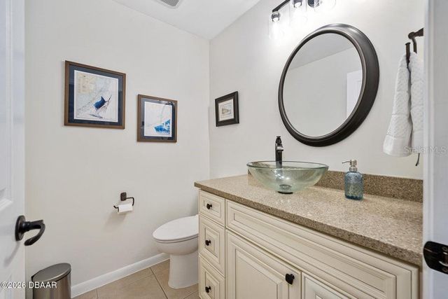 25 MARINA POINT PLACE, Palm Coast, FL 32137