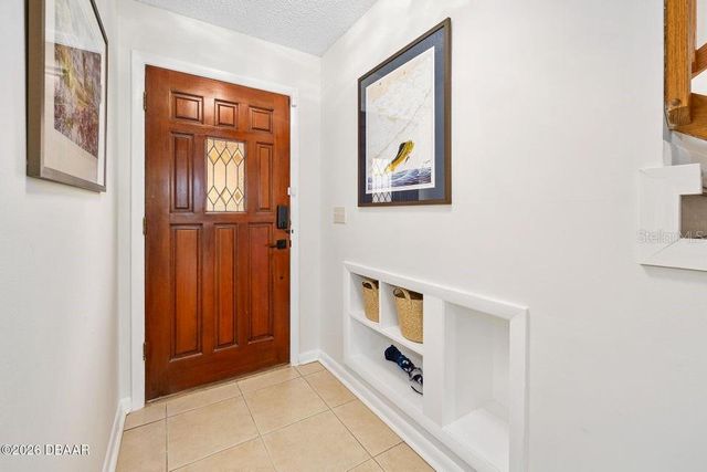 25 MARINA POINT PLACE, Palm Coast, FL 32137