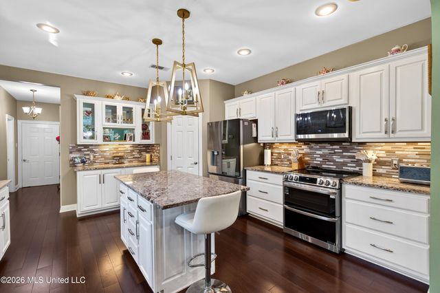 7524 Cherryhill Drive, Diamondhead, MS 39525