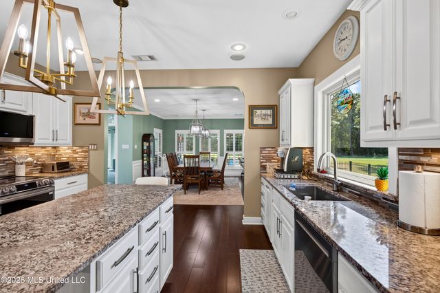 7524 Cherryhill Drive, Diamondhead, MS 39525