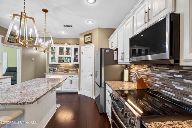 7524 Cherryhill Drive, Diamondhead, MS 39525