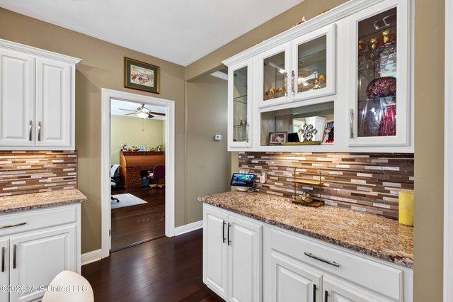 7524 Cherryhill Drive, Diamondhead, MS 39525
