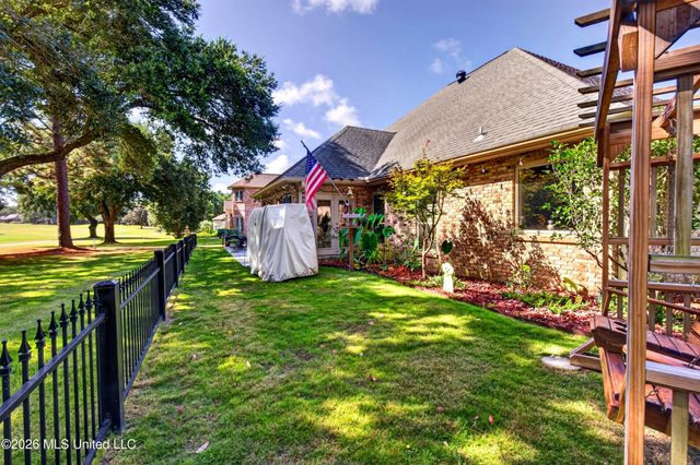 7524 Cherryhill Drive, Diamondhead, MS 39525