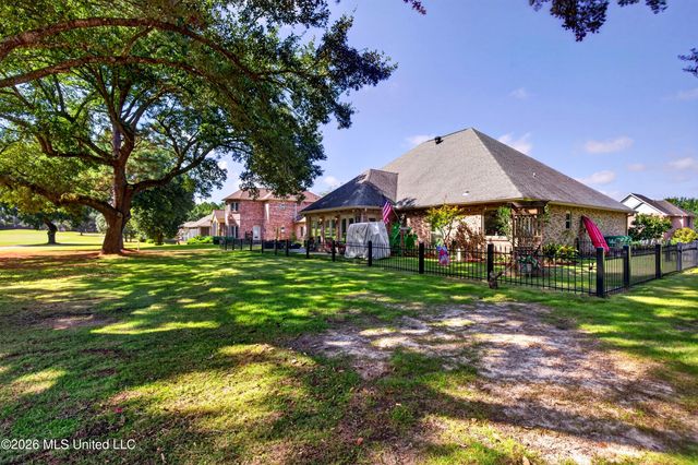7524 Cherryhill Drive, Diamondhead, MS 39525