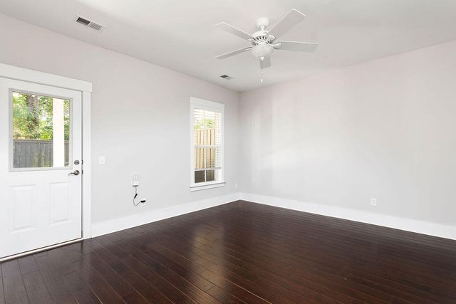 1927 Carolina Towne Court, Mount Pleasant, SC 29464