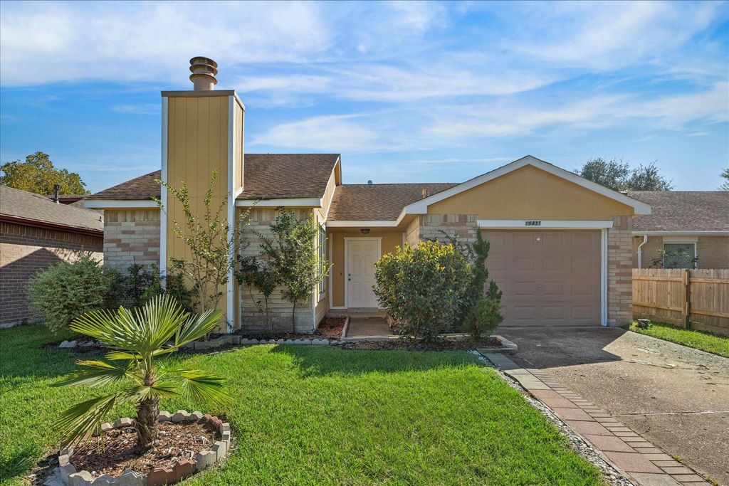19431 Cypress Canyon Drive, Katy, TX 77449
