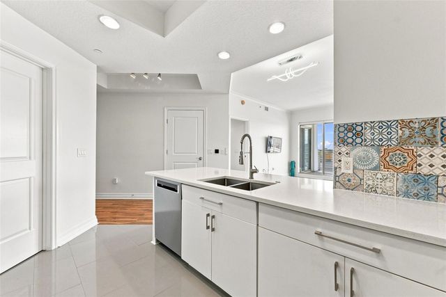1209 E CUMBERLAND AVENUE 608, Tampa, FL 33602