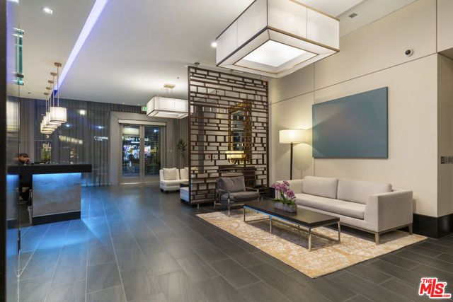 1100 S Hope Street 814, Los Angeles, CA 90015