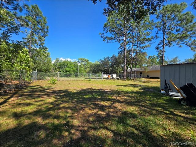 7648 N Galt Point, Citrus Springs, FL 34434