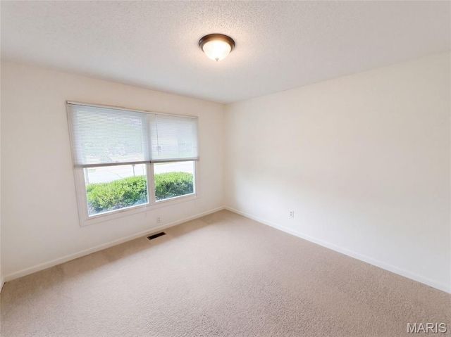 701 Garden Bounty Drive, St Peters, MO 63376