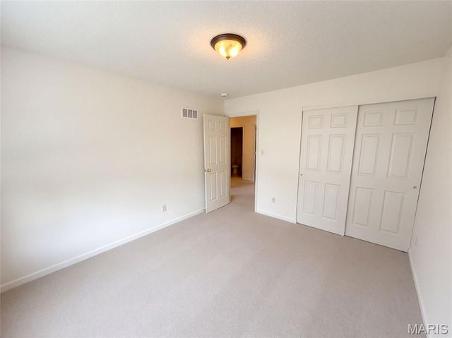 701 Garden Bounty Drive, St Peters, MO 63376