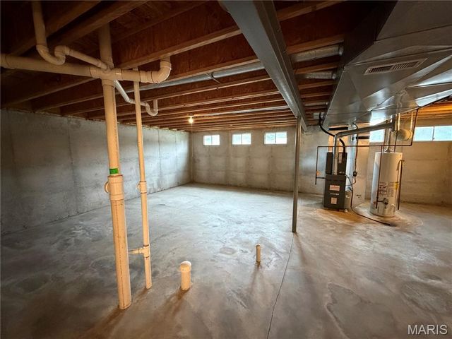 701 Garden Bounty Drive, St Peters, MO 63376