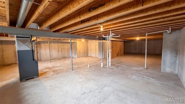 701 Garden Bounty Drive, St Peters, MO 63376