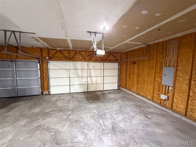 701 Garden Bounty Drive, St Peters, MO 63376